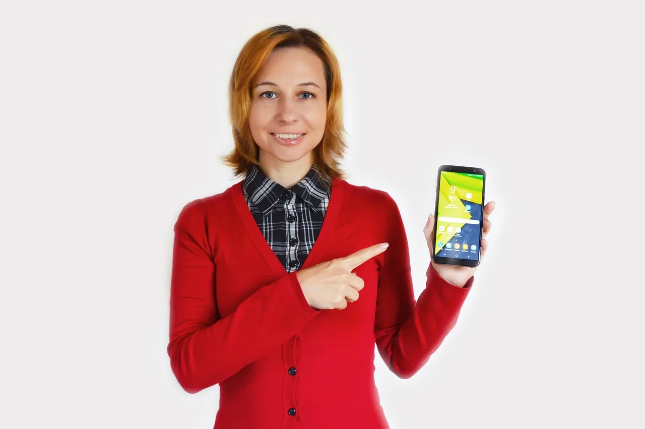 purchase, woman, smartphone, gadget, mobile phone, device, technology, announcement, advertising, marketing, girl, women, caucasian, app, stock, cellular, announcement, announcement, announcement, announcement, announcement