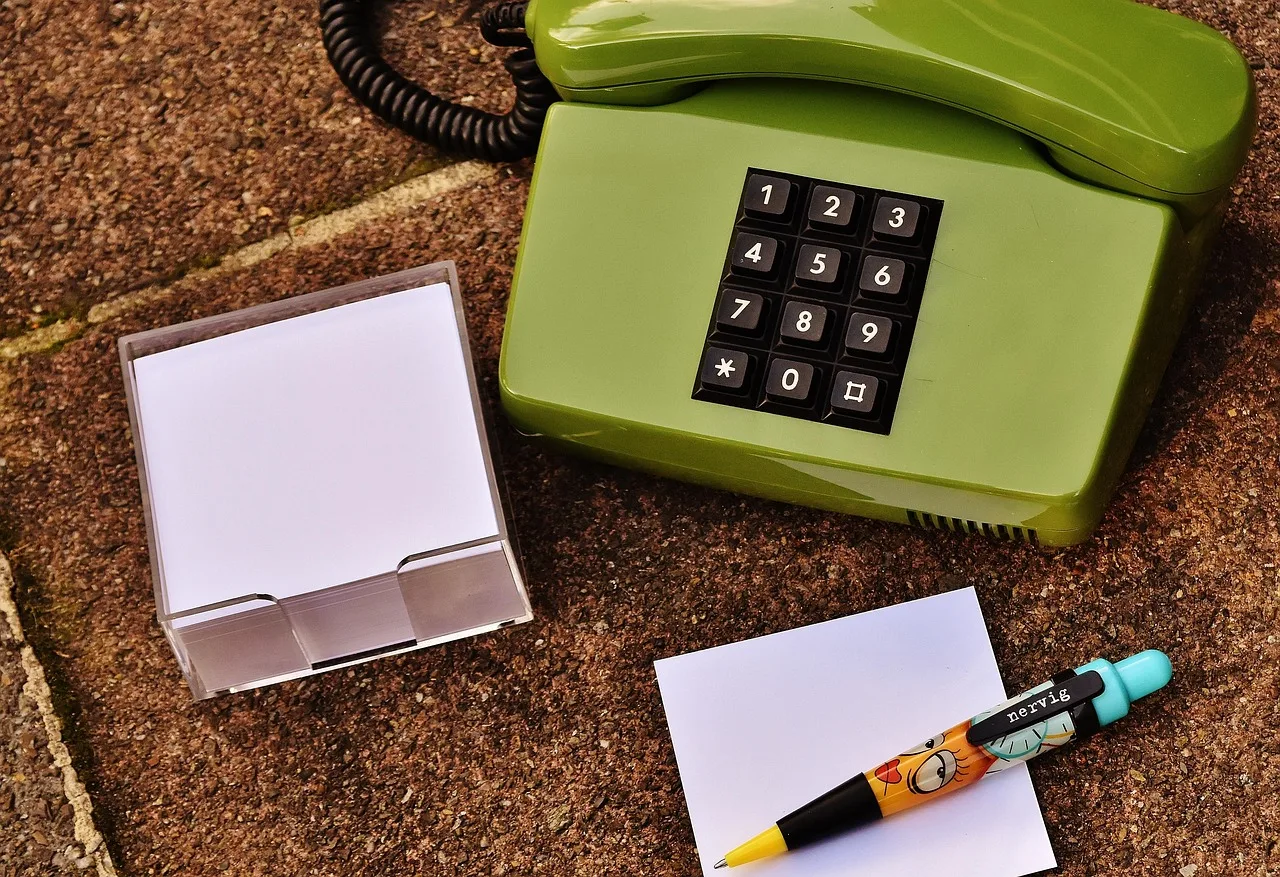 phone, eighties, old, green, keys, make a phone call, communication, telephone, listener, call up, telephone set, technology, used, ballpoint pen, notes, stickies, note, write