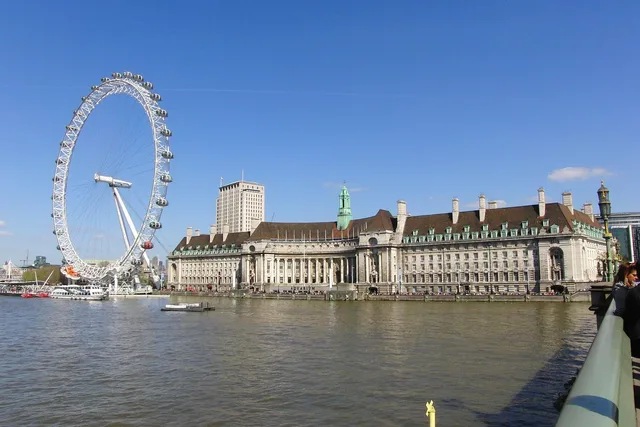 london eye, skyline, england, london, city, kingdom, capital city, united kingdom, ferris wheel, building, london eye, london eye, london eye, london eye, london eye, london. Before you quote a B2B influencer marketing market size in England, check the sources